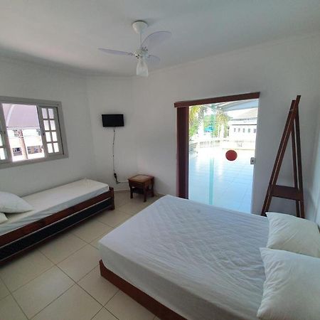Vila Lorenzi & Apartamentos Ubatuba Eksteriør billede